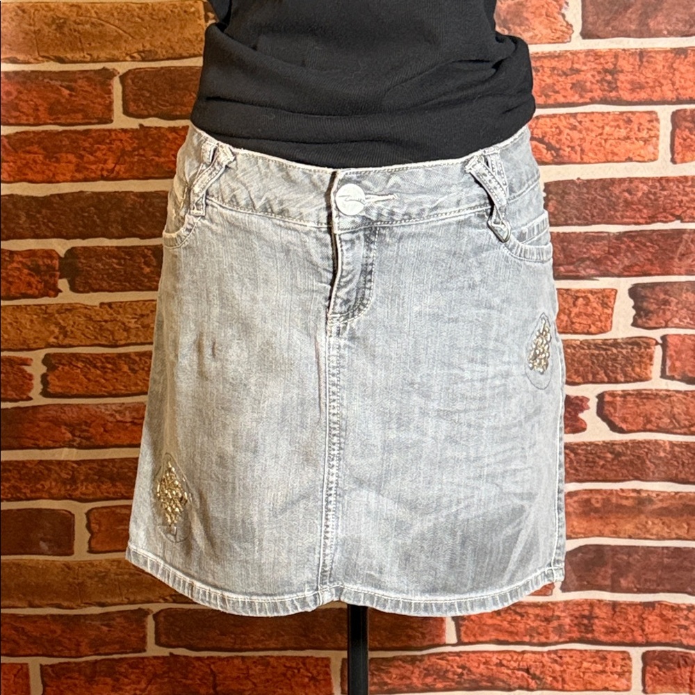 💃🏻 Z. Cavaricci Denim Mini Skirt – Gray Wash Studded Crochet Detail 12 / J